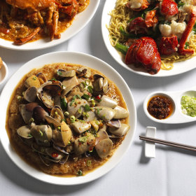 XO pipis with vermicelli noodles. 