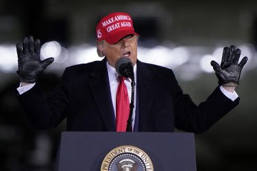 US Postal service ordered to use 'extraordinary measures' to deliver ballots