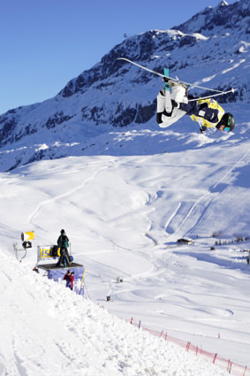 Mogul skier Jakara Anthony on her way to victory in Alpe d’Huez, France.