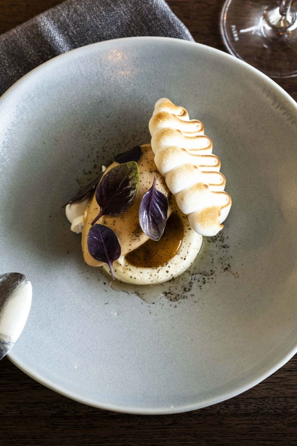 Dessert at Megalong.