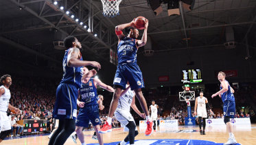 Adelaide 36ers Up The Aggression Rain Down Points To Tie Series