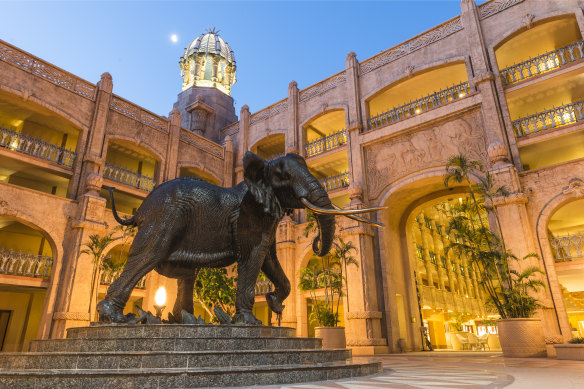 The Palace of the Lost City - inside Sun City.