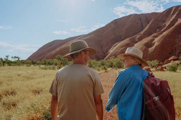 Walk along the base of Uluṟu each morning, ending at Kantju Gorge.