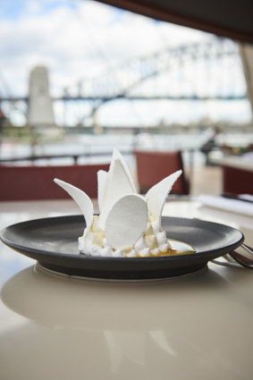 The signature Bennelong dish, Peter Gilmore’s pavlova. 