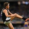 As it happened: Curnow and Carlton crush Eagles, Dees destroy North, GWS pip Swans in thriller, Dogs overcome Hawks, Lions thrash Freo