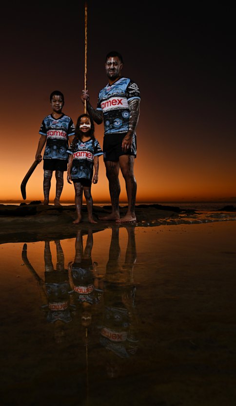 Fifita with his two children Latu Jay and Lyla.