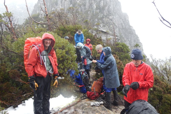 A chilly Tasmanian hike for club members.