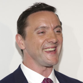 Peter Serafinowicz refrained from watching any of the prior iterations in order to develop his own mannerisms.