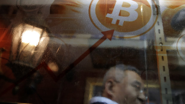 If history is any guide, bitcoin will fall back below $US1000, says Bloomberg strategist.