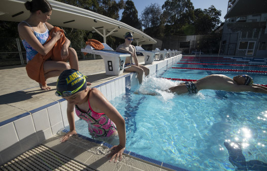 Sydney is set to enjoy warm weather over the long weekend.