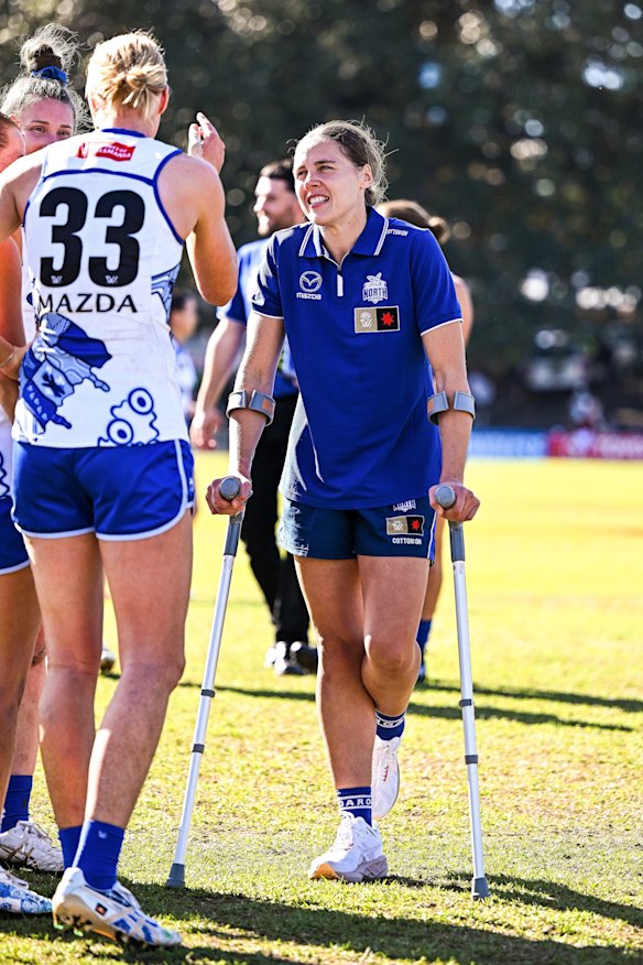 Jasmine Garner on crutches.