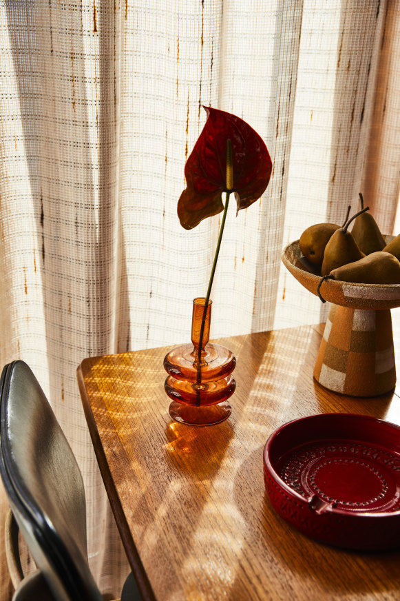 “This stoneware vase was made by Melbourne ceramicist Amy Leeworthy,” says Tamara. “It’s also a great fruit bowl.”