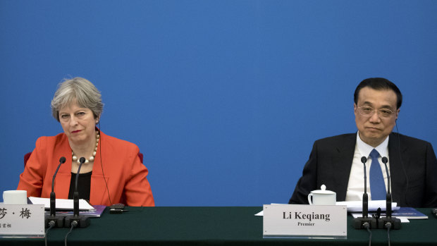 British Prime Minister Theresa May, left, and Chinese Premier Li Keqiang 