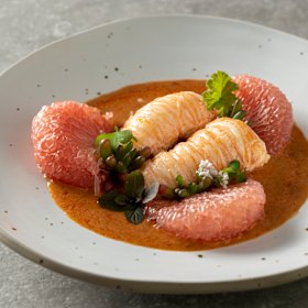 Australian slipper lobster with pomelo.