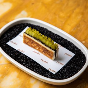 Bacalao croquette with caviar. 