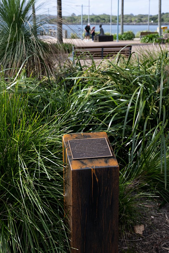 The memorial for the local Aboriginal people a short distance from the Barton statue.