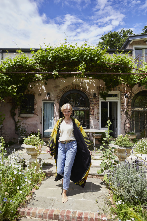 “There was only one large oak at the rear of the property, but I’ve created a whimsical space with paths winding through overblown roses, peonies and hollyhocks,” says Pottage.