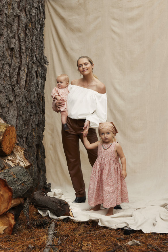 Teresa wears Esse “Circa” top, $360. R.M. Williams “Heyfield” pants, $599, and “Adelaide” boots, $645. Prairie wears Printebebe smock, $60. R.M. Williams booties, $150. Poet wears Printebebe dress, $90, and scarf, $25. 