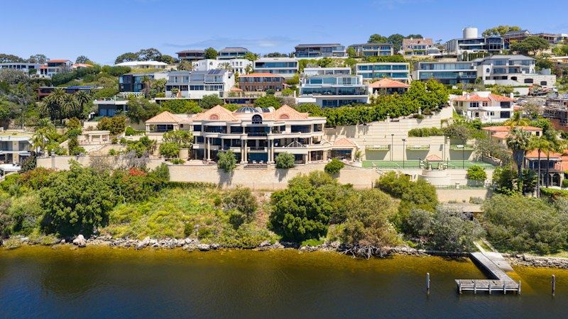 Supreme Court battle erupts in Perth's elite enclave Mosman Park