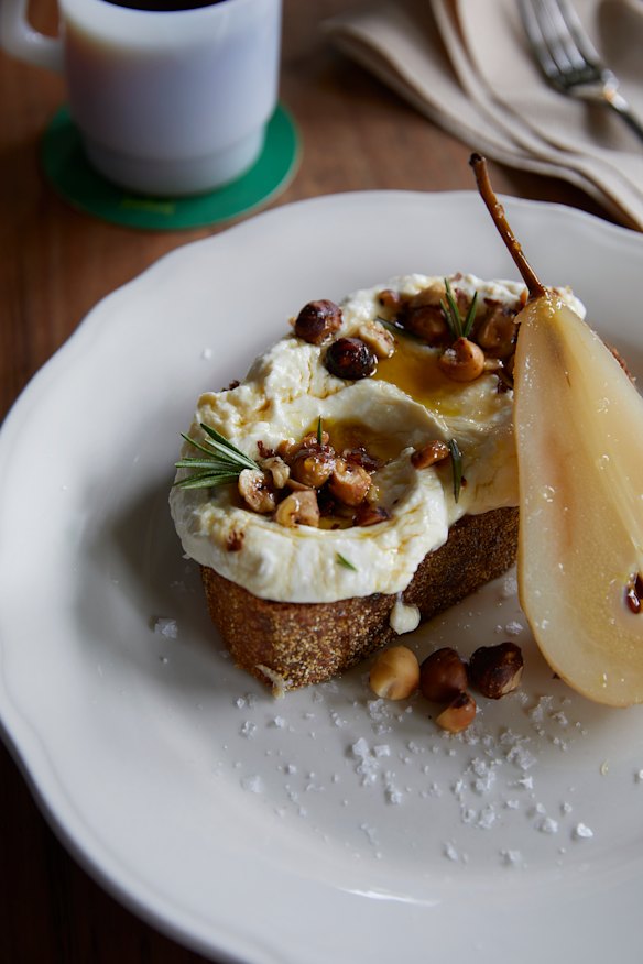 Sourdough with ricotta, spiced nuts and poached pear.