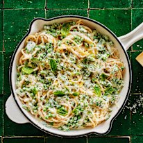 Tip: Frozen peas can be cooked in the pasta water.