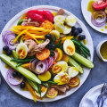 Salad nicoise makes a protein and vegetable-rich lunch.
