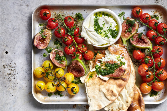 Blistered tomato, fig and crispy pita with herb dressing: ready in minutes. 