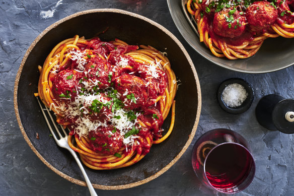 Adam Liaw’s garlic meatball bucatini