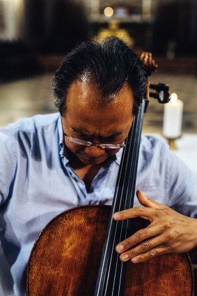 Yo-Yo Ma captivated 2500 people with his solo cello.