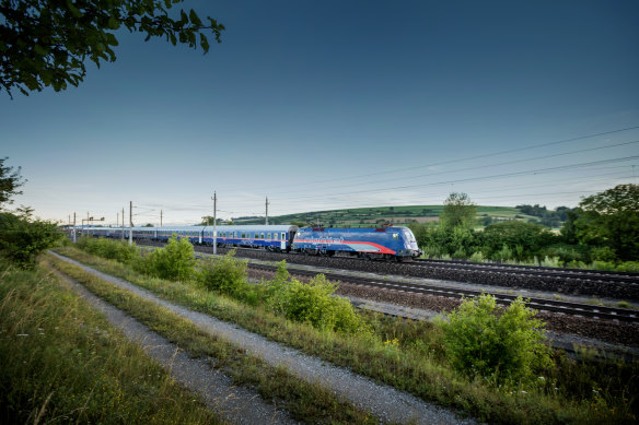 Have pod, will travel by train.