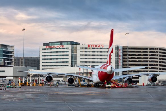 The Rydges Sydney Airport Hotel has been listed for sale with a price tag of $250m-$270m.