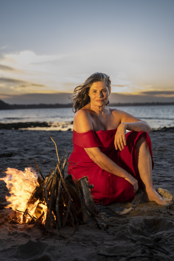 Chick in Jervis Bay. In the first episode of Alone, she said, “The only way to truly be at home in the wild is to have humility and to realise that nature is going to break every single one of us open.”  