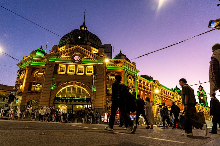 Foot traffic in Melbourne CBD has failed to return to pre-COVID levels.