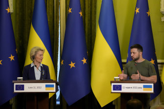 Ukraine President Volodymyr Zelensky with European Commission President Ursula von der Leyen, left, during her visit to Kyiv on June 11.