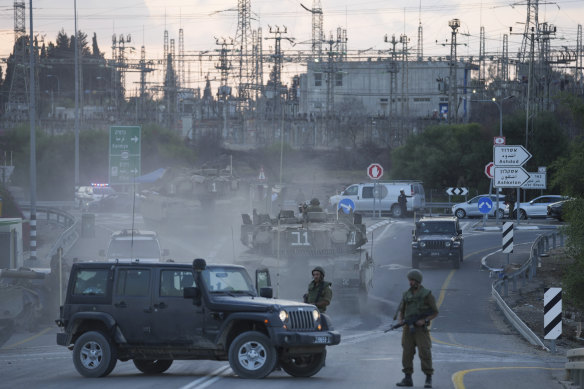 Israeli tanks moving near the Israeli Gaza border.