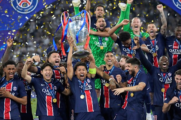 PSG players celebrate after their victory in Munich.