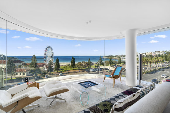 Start-up investor Jeffrey Levy has sold his Bondi Beach pad in the Pacific complex.