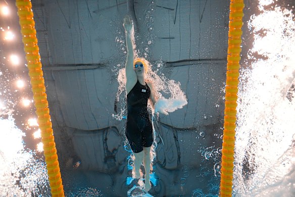 Mollie O’Callaghan at work in the World Aquatic Championships in Singapore last year.