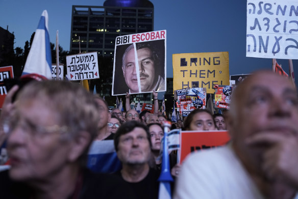 People protest against Israeli Prime Minister Benjamin Netanyahu’s government and call for the release of hostages in Tel Aviv this weekend.