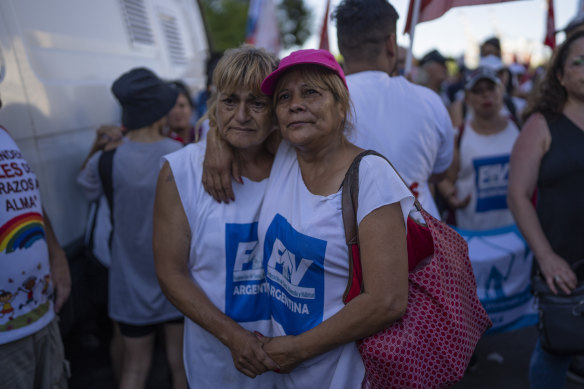 Kirchner’s supporters react to her guilty verdict.