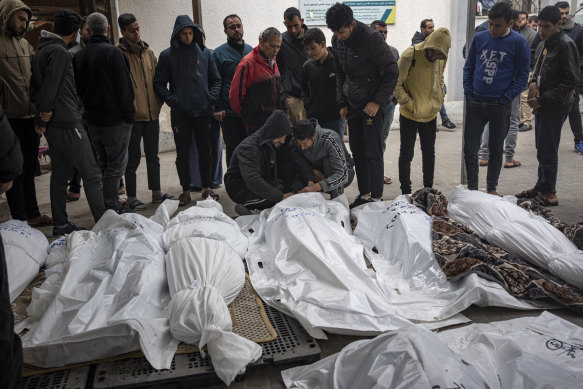 Palestinians mourn their relatives who were killed in the Israeli bombing of the Gaza Strip.