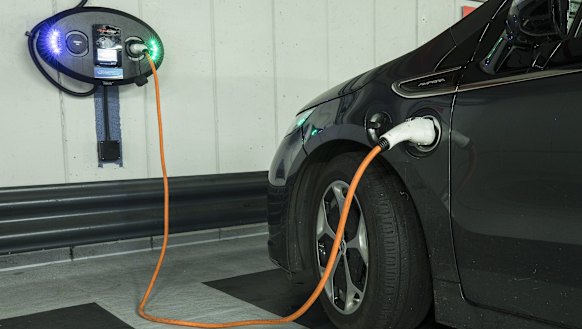 Support beyond the state level could help propel growth in the EV sector.