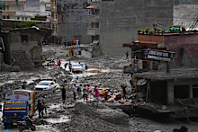 Thousands remain missing in Nepal and Tibet.