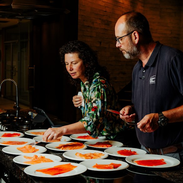 Os provadores Dani Valent e Nikolas Du Moulin.