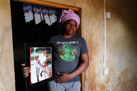 Teni Ghaatuon, mourns her husband, James Nbalebna, who died aged 21 from a mine blast by the Chinese mining company Shaanxi.