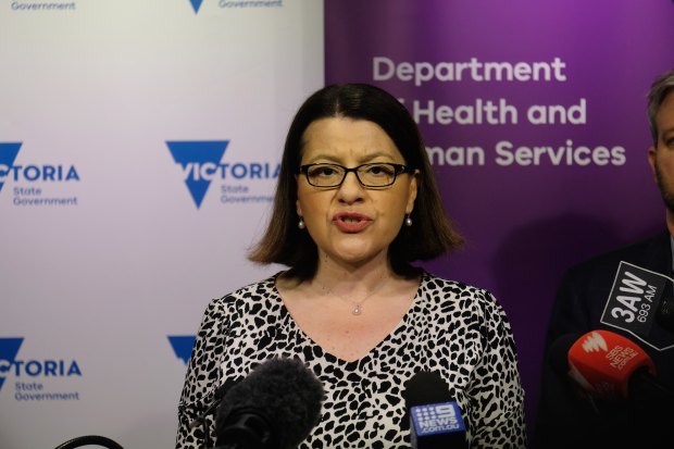 Health Minister refuses to apologise to coronavirus GP