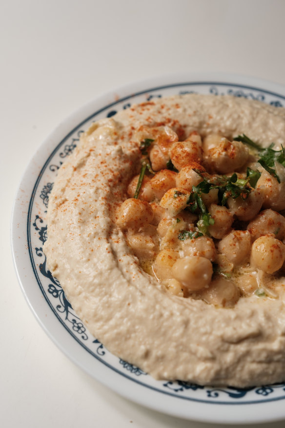 Hommous.