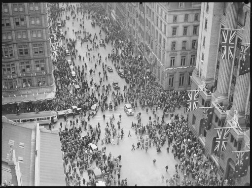Coronation George VI crowds in Sydney, May 13, 1937