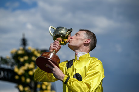 Mark Zahra kisses the cup