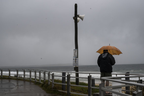 Heavy rain is forecast for areas south of Sydney.